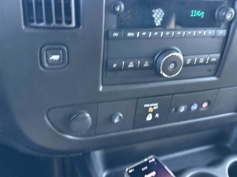 Used 2024 Chevrolet Express 2500 image 17