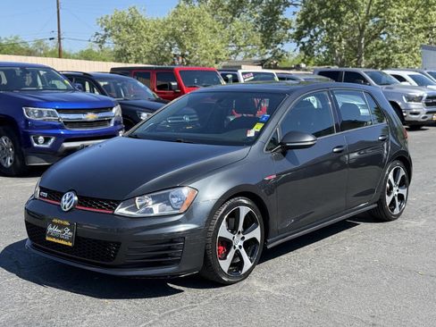 Used 2015 Volkswagen GTI SE image 2