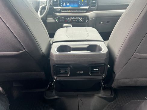 Used 2025 Chevrolet Silverado 1500 LT Trail Boss w/ LPO, Dark Essentials Package image 33