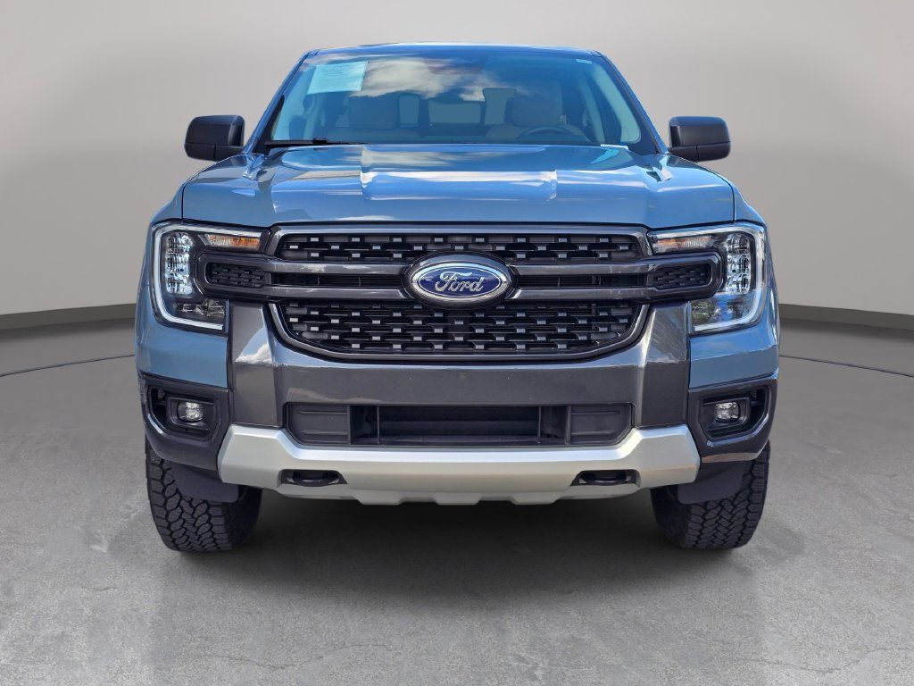 Used 2025 Ford Ranger XLT w/ FX4 Off-Road Package AWD/4WD image 3