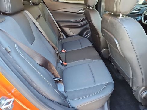 Used 2022 Buick Encore GX Select FWD image 17