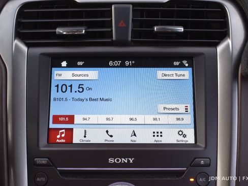 Used 2017 Ford Fusion Platinum FWD image 24