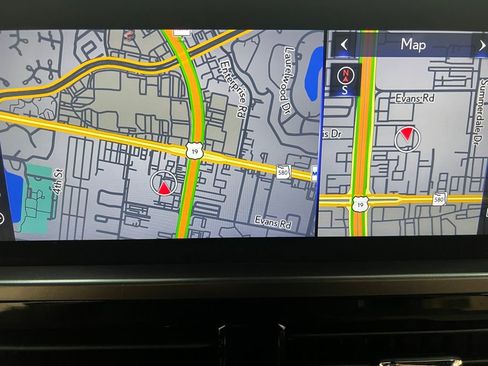 Used 2023 Lexus GX 460 w/ Black Line Special Edition image 21