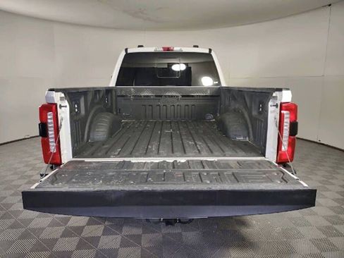 Used 2024 Ford F250 Lariat w/ FX4 Off-Road Package AWD/4WD image 10