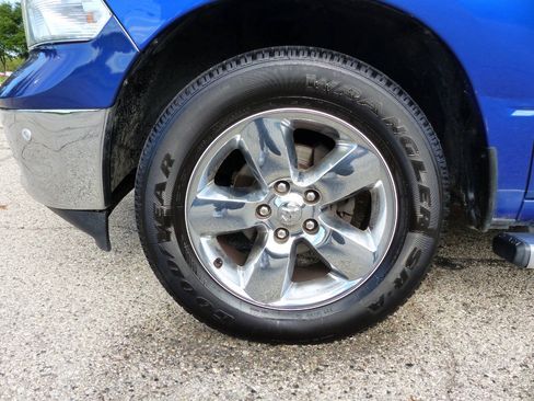 Used 2018 RAM 1500 Big Horn AWD/4WD image 18