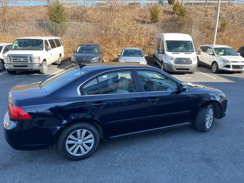 Used 2010 Kia Optima LX w/ Convenience Pkg image 4