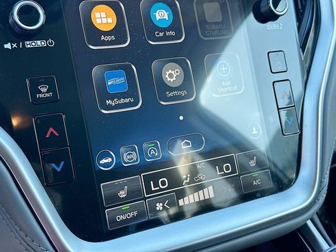 Used 2020 Subaru Outback Premium image 16