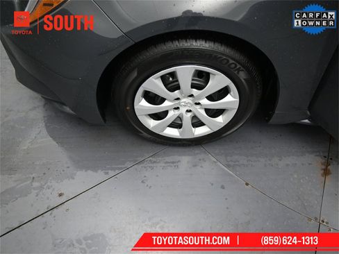 Used 2023 Toyota Corolla LE image 32