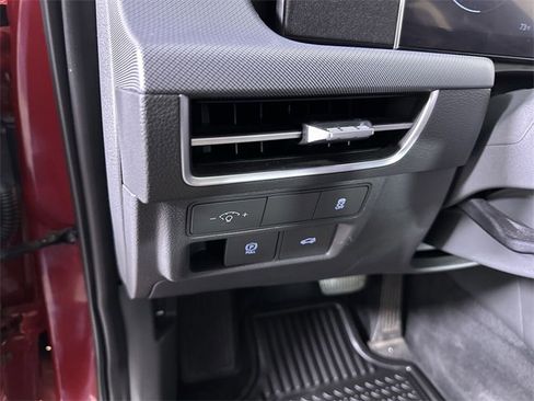 Used 2024 Hyundai Sonata SEL w/ Convenience Package image 18