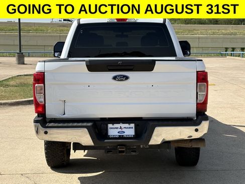 Used 2022 Ford F250 XL w/ Power Equipment Group AWD/4WD image 5