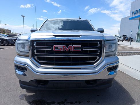 Used 2017 GMC Sierra 1500 SLE w/ Suspension Package, Off-Road AWD/4WD image 5