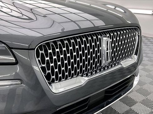 Used 2022 Lincoln Corsair AWD w/ Equipment Group 101A image 28