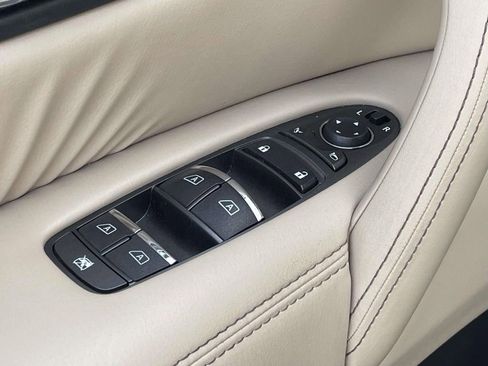 Used 2023 Nissan Armada SL w/ Captain's Chairs Package image 16