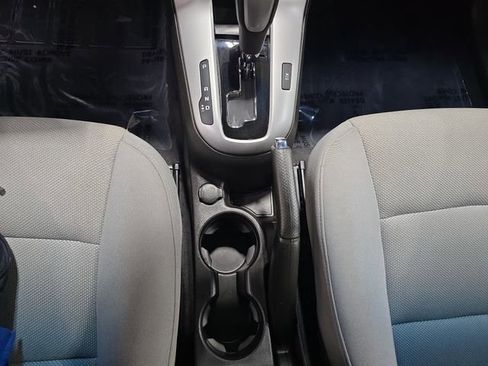 Used 2012 Chevrolet Cruze LT image 21