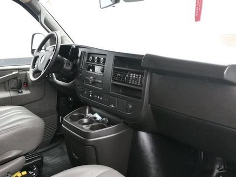 Used 2024 Chevrolet Express 3500 LS RWD image 18