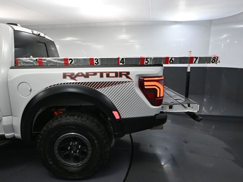 Used 2024 Ford F150 Raptor image 45