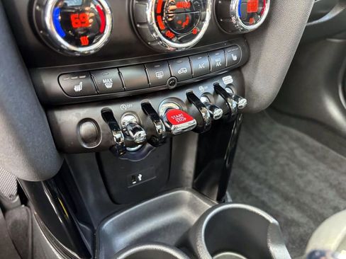 Used 2024 MINI Cooper S image 23