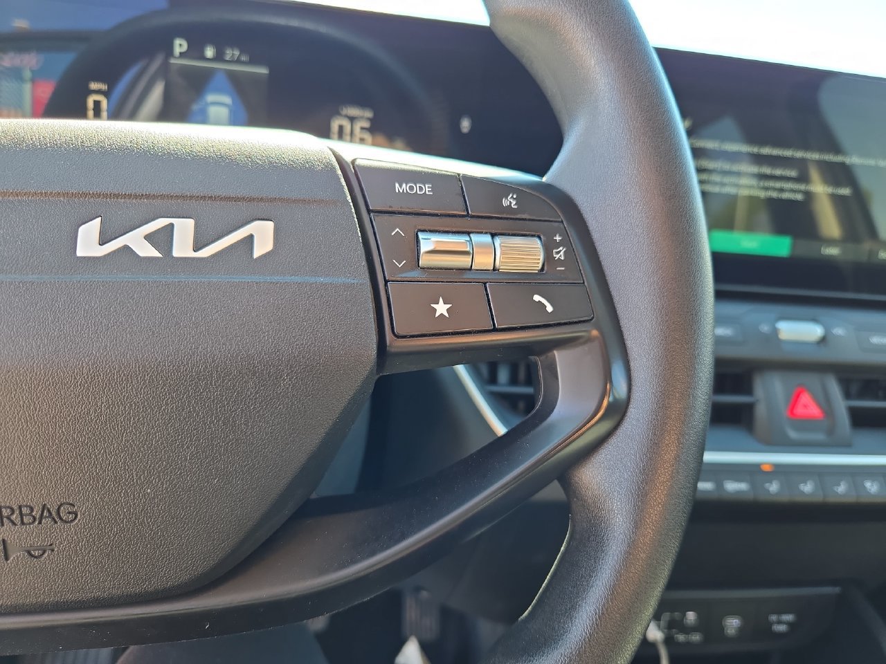 Used 2025 Kia K4 FWD image 14