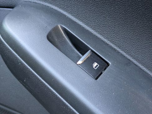 Used 2022 Ford Escape SE w/ Cold Weather Package image 34