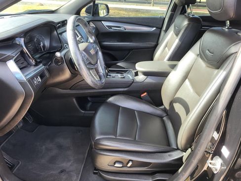 Used 2021 Cadillac XT5 Luxury image 27