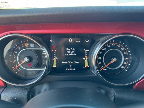 Used 2023 Jeep Gladiator Rubicon w/ Trailer Tow Package image 10