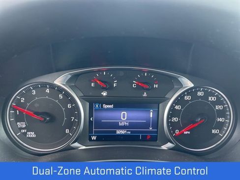 Certified 2023 GMC Terrain SLE w/ Driver Convenience Package image 9