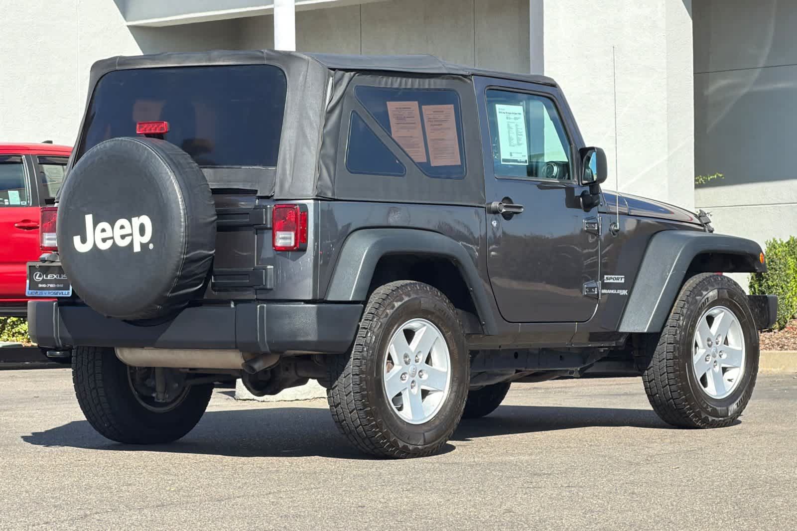 Used 2018 Jeep Wrangler Sport AWD/4WD image 2