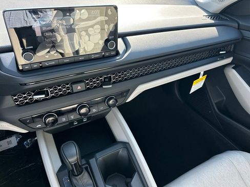 New 2025 Honda Accord SE image 23