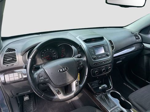 Used 2014 Kia Sorento LX w/ LX V6 Convenience Package FWD image 10