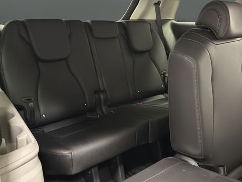 Used 2024 Kia Carnival LX FWD image 25