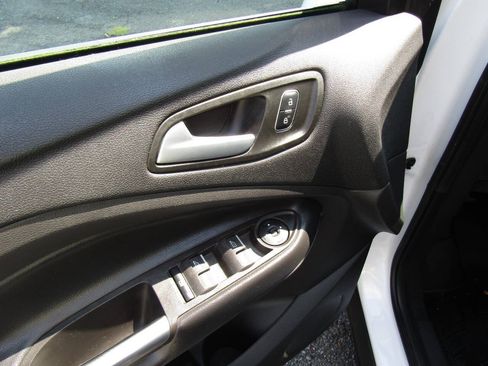 Used 2019 Ford Escape SE AWD/4WD image 20