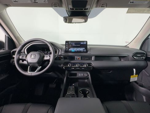 New 2025 Honda Pilot EX-L image 16