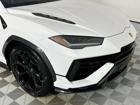 Used 2024 Lamborghini Urus Performante AWD/4WD image 33