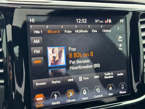 Used 2019 Jeep Grand Cherokee Altitude image 18