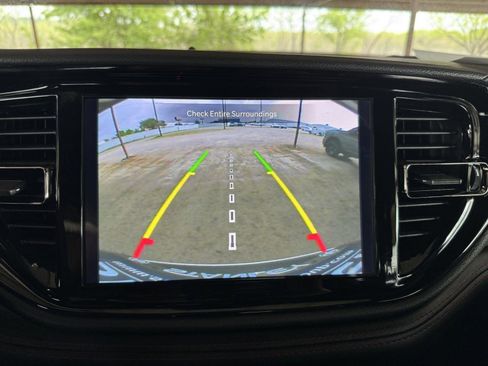 Used 2025 Dodge Durango GT w/ Blacktop Package RWD image 15
