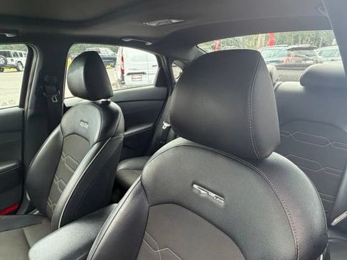 Used 2021 Kia Forte GT-Line w/ GT-Line Premium Package FWD image 5