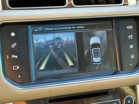 Used 2016 Land Rover Range Rover HSE image 34