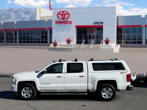 Used 2018 Chevrolet Silverado 1500 LT AWD/4WD image 6