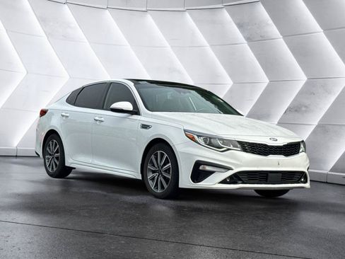 Used 2020 Kia Optima Premium FWD image 3