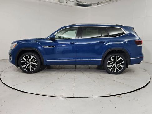 New 2026 Volkswagen Atlas SEL Premium R-Line AWD/4WD image 3