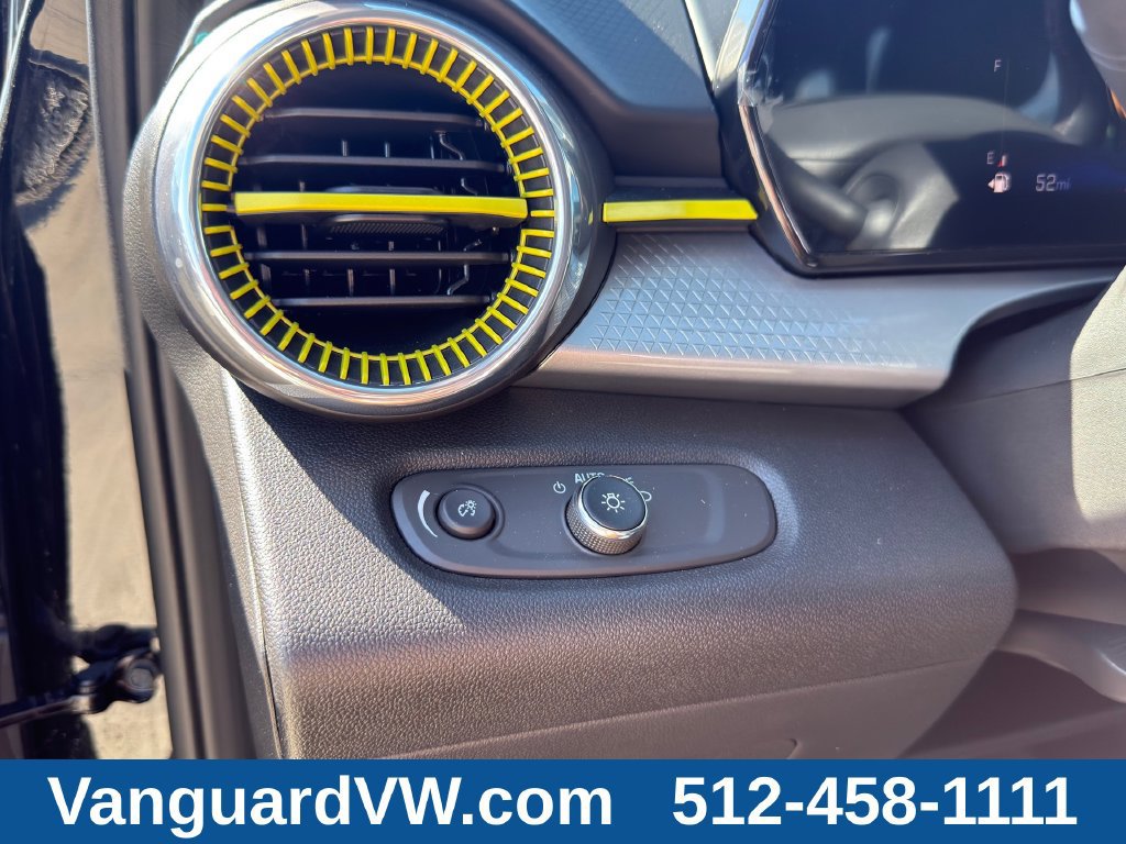 Used 2026 Chevrolet Trax LT w/ Driver Confidence Package FWD image 22