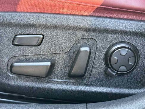 Used 2019 Kia Stinger GT2 AWD/4WD image 12