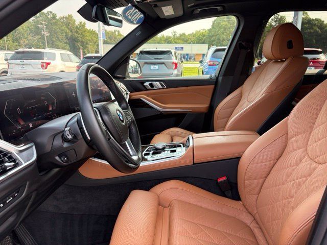 Used 2026 BMW X5 xDrive40i AWD/4WD image 9