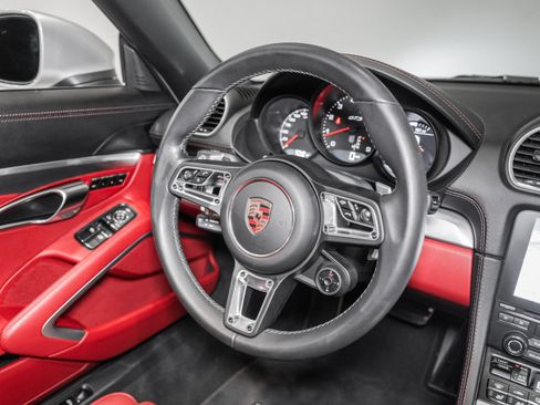 Used 2024 Porsche 718 Boxster GTS RWD image 24