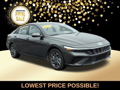 Used 2024 Hyundai Elantra SEL image 4