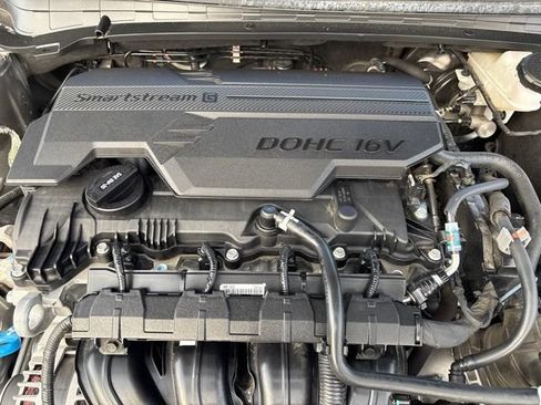 Certified 2025 Kia K4 FWD image 32