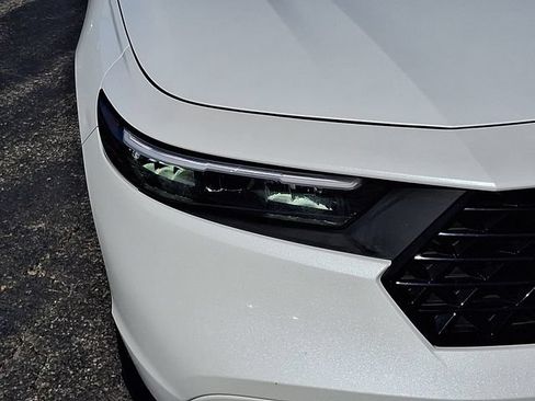 Used 2024 Honda Accord EX image 9