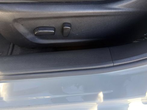 Used 2025 Nissan Altima 2.5 SV FWD image 22