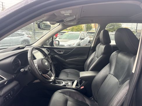 Used 2019 Subaru Forester Touring AWD/4WD image 9