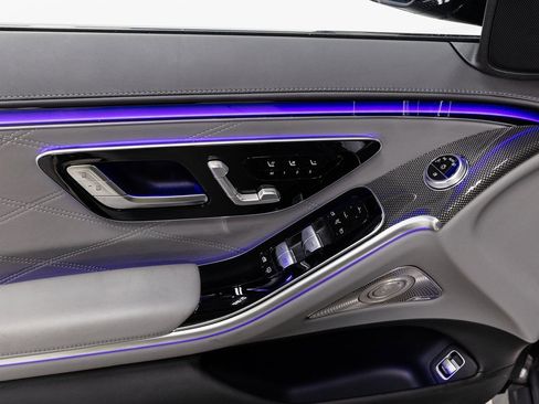 Used 2024 Mercedes-Benz S 63 AMG S image 6